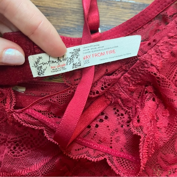 Free People Intimately Last Dance Lace Triangle Bralette & Boyshort Panties Set - Picture 4 of 5